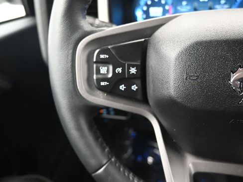 Used 2025 Ford Bronco Outer Banks image 24