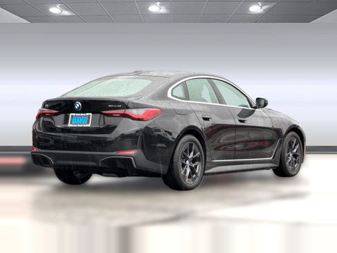 Used 2026 BMW i4 xDrive40i w/ Premium Package AWD/4WD image 9