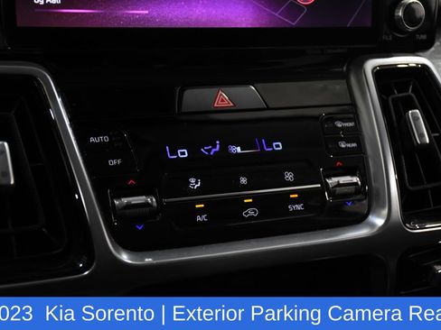 Used 2023 Kia Sorento SX AWD/4WD image 21