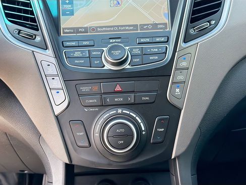 Used 2016 Hyundai Santa Fe Limited w/ Option Group 04 image 31