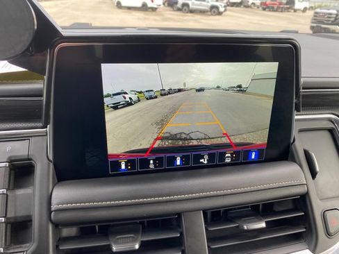 Used 2022 GMC Yukon SLT w/ SLT Premium Package AWD/4WD image 21