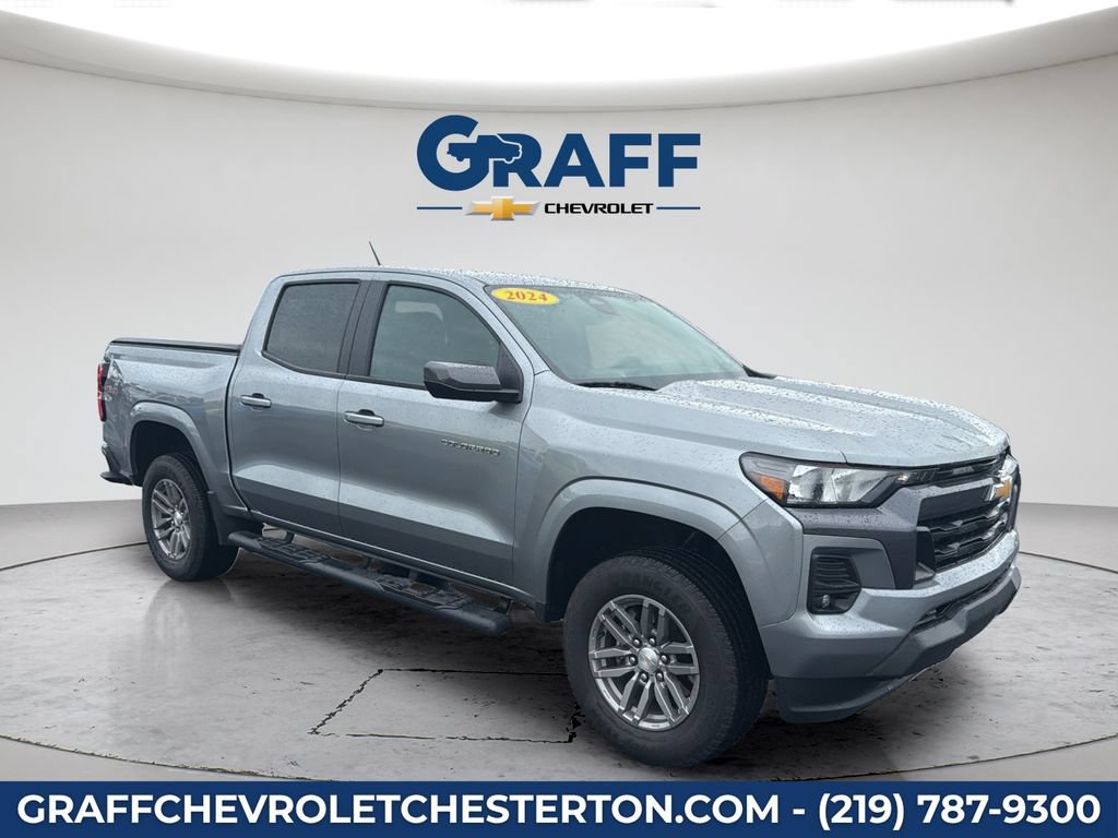 Used 2024 Chevrolet Colorado LT w/ LT Convenience Package II AWD/4WD image 16