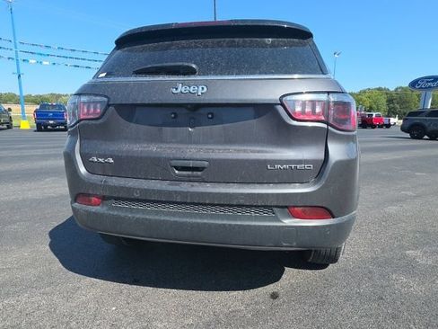 Used 2024 Jeep Compass Limited AWD/4WD image 6