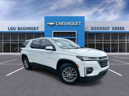 Used 2022 Chevrolet Traverse LT FWD image 1