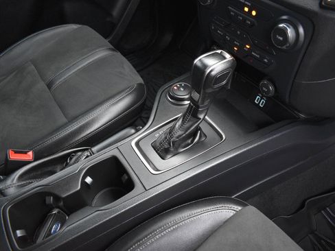 Used 2021 Ford Ranger Lariat w/ Tremor Off-Road Package image 24