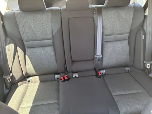 Used 2025 Nissan Rogue SV FWD image 40