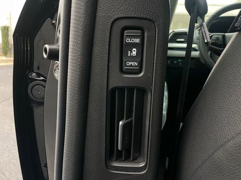 New 2026 Honda Odyssey Touring image 40