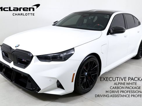 Used 2026 BMW M5 w/ Carbon Package AWD/4WD image 1