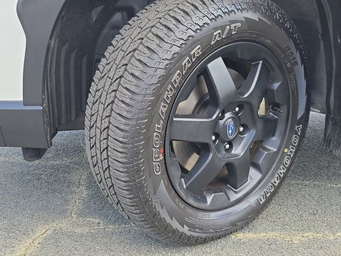 Used 2022 Subaru Outback Wilderness w/ Wilderness Package image 33