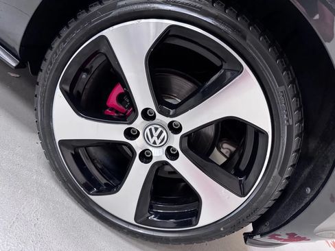 Used 2016 Volkswagen GTI S FWD image 9