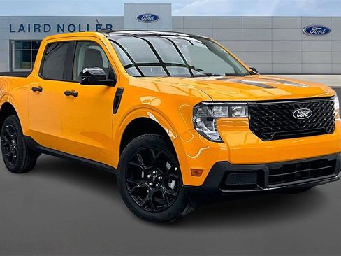 New 2026 Ford Maverick XLT image 2