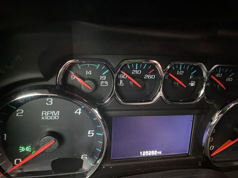 Used 2018 Chevrolet Silverado 1500 LT image 17