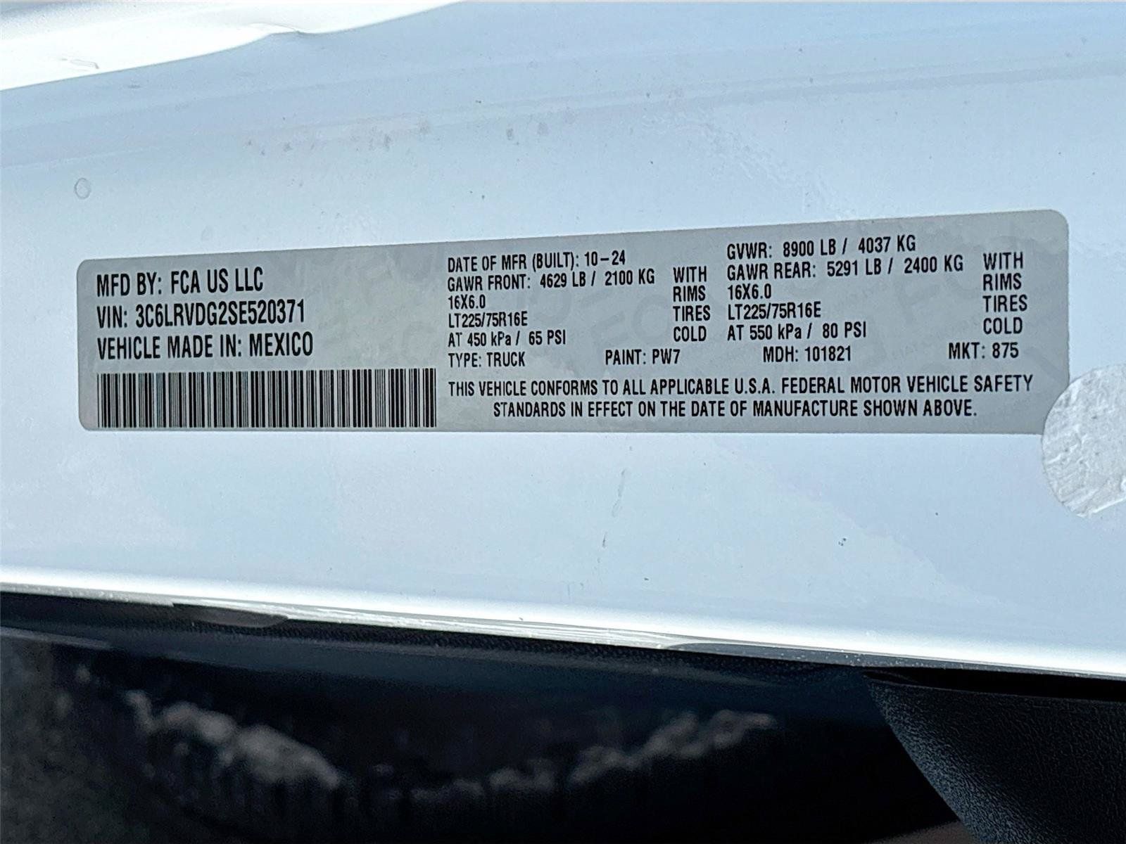 Used 2025 RAM ProMaster 2500 w/ Convenience Group FWD image 30