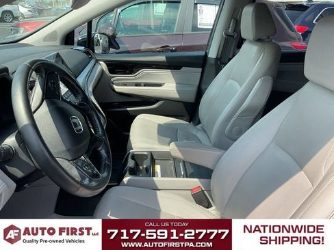 Used 2018 Honda Odyssey Elite image 5