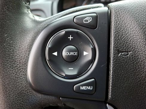 Used 2016 Honda CR-V Touring image 22