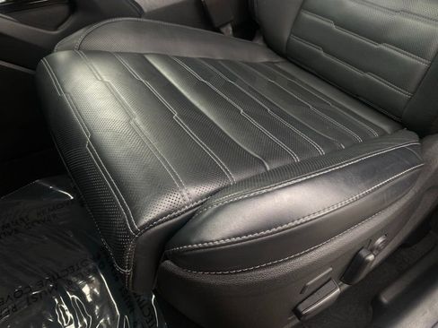 Used 2024 Kia Telluride SX Prestige image 24