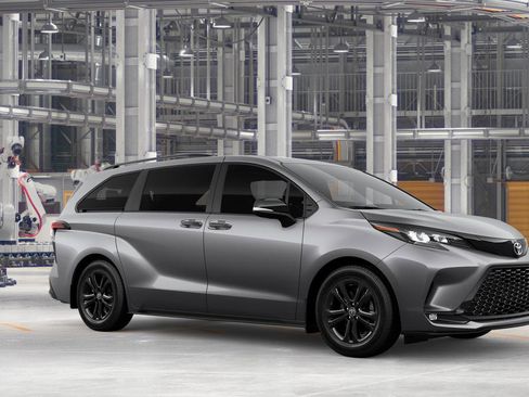 New 2026 Toyota Sienna XSE image 14