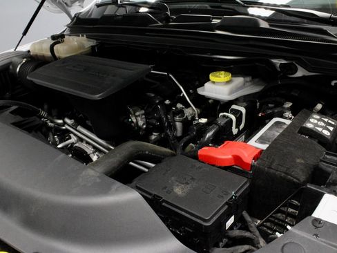 Used 2025 RAM 1500 Big Horn AWD/4WD image 18