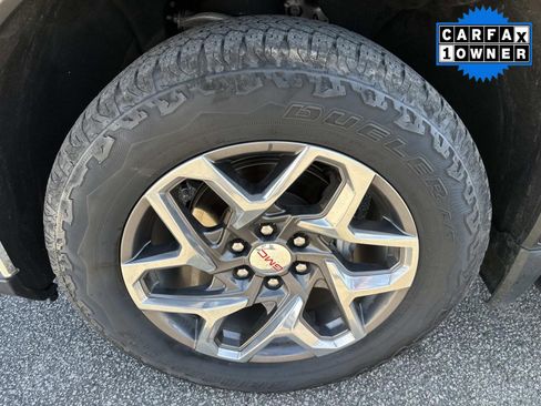 Certified 2023 GMC Sierra 1500 SLT w/ SLT Premium Package image 11