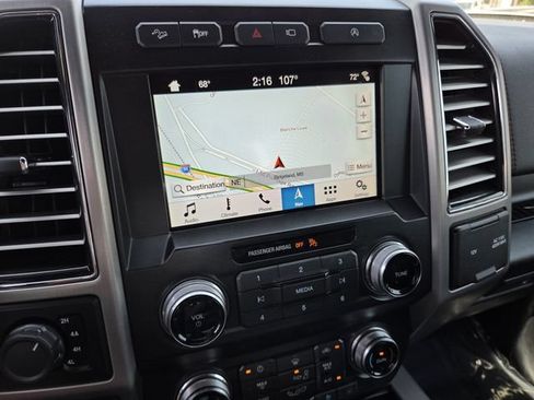 Used 2019 Ford F150 Platinum w/ Equipment Group 701A Luxury AWD/4WD image 10