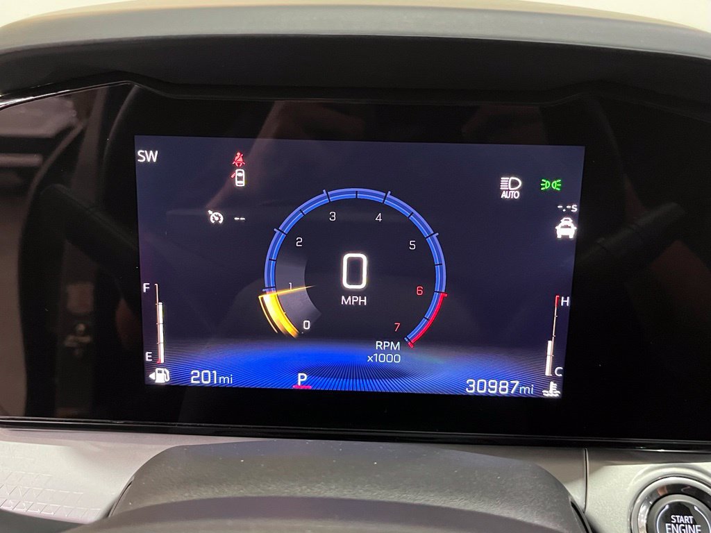 Certified 2025 Chevrolet Trax LT w/ LT Convenience Package FWD image 21