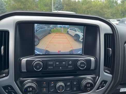 Used 2016 GMC Sierra 2500 SLT w/ Duramax Plus Package AWD/4WD image 15