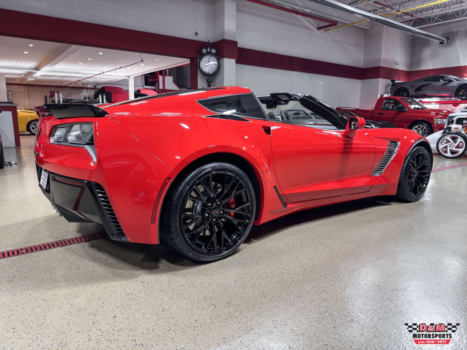 Used 2016 Chevrolet Corvette Z06 w/ 3LZ Preferred Equipment Group RWD image 5