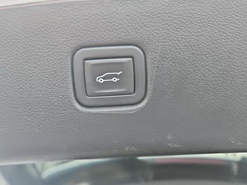 Used 2023 Chevrolet Blazer LT w/ Convenience Package FWD image 23