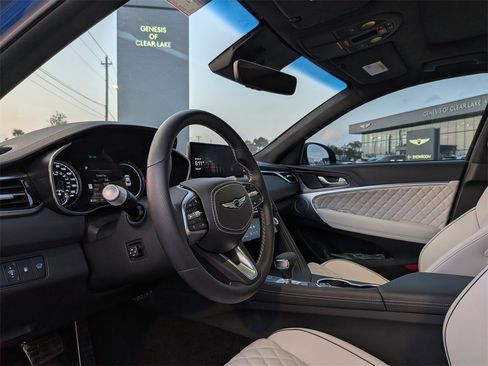 Used 2025 Genesis G70 3.3T Advanced w/ Sport Prestige Package image 12