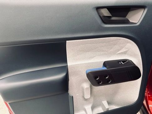 New 2025 Ford Maverick XLT w/ Equipment Group 301A image 25