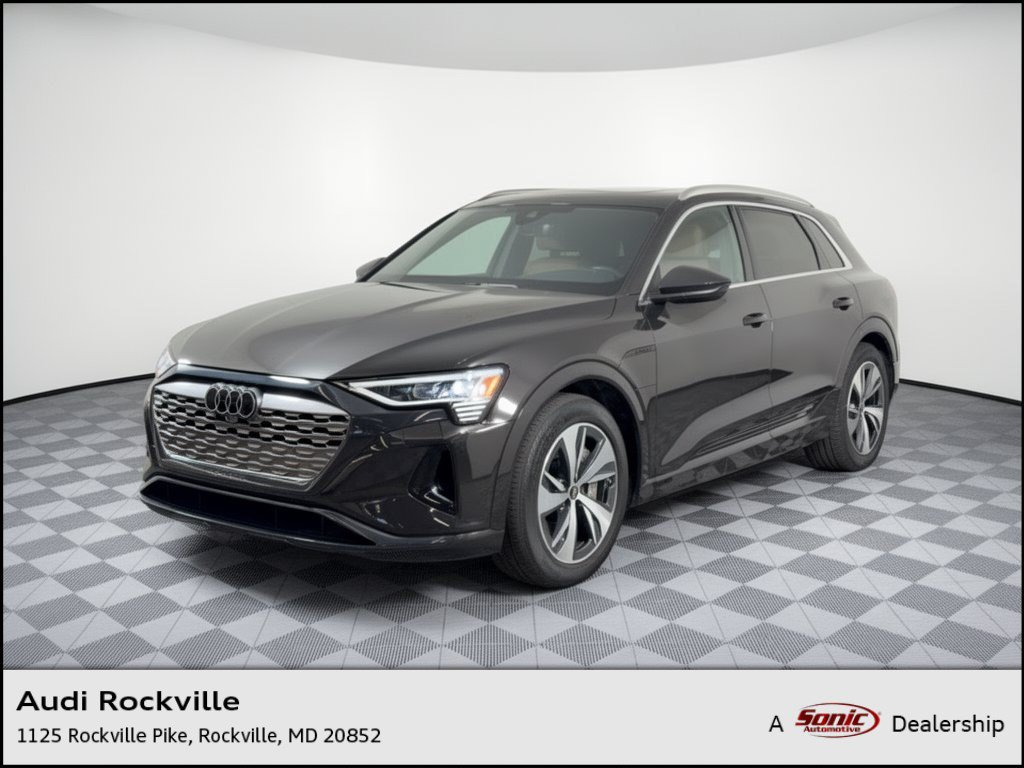 Used 2024 Audi Q8 e-tron Premium AWD/4WD image 1