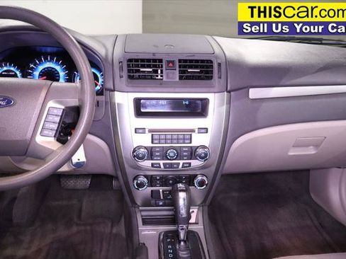 Used 2011 Ford Fusion SE w/ 201A Rapid Spec Order Code FWD image 21