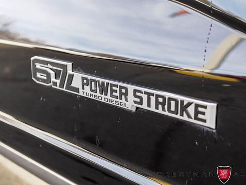 Used 2023 Ford F250 Lariat w/ Sport Appearance Package image 4