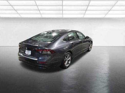 Used 2024 Honda Accord EX image 4