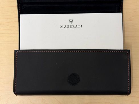 Used 2021 Maserati Ghibli Trofeo RWD image 39
