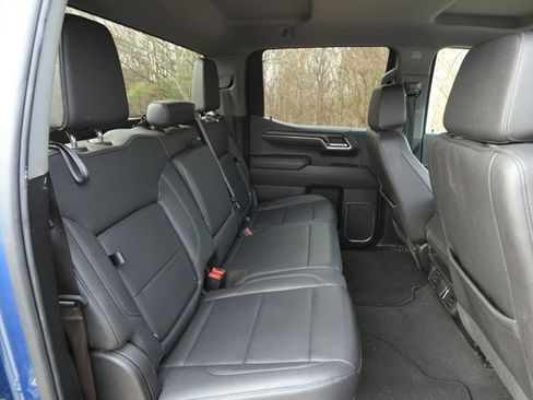 Used 2024 GMC Sierra 1500 SLT image 31