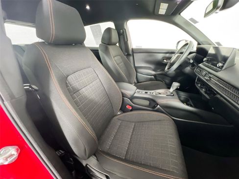 Used 2024 Honda HR-V Sport image 27