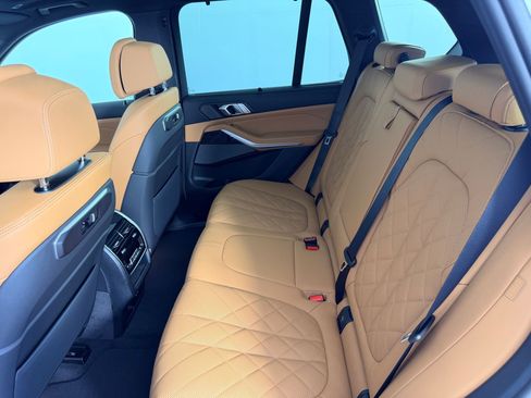 New 2026 BMW X5 sDrive40i w/ Climate Comfort Package RWD image 21
