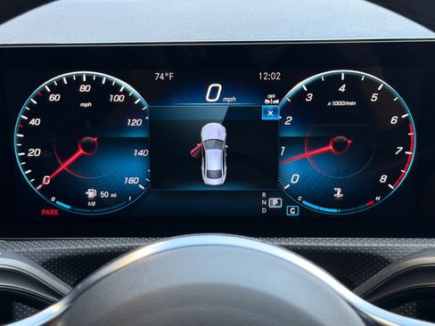Used 2023 Mercedes-Benz CLA 250 image 22