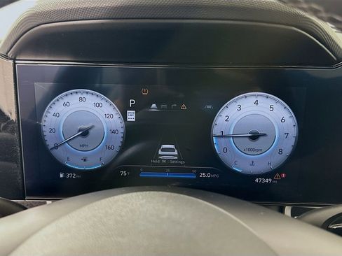 Certified 2024 Hyundai Elantra Limited image 12