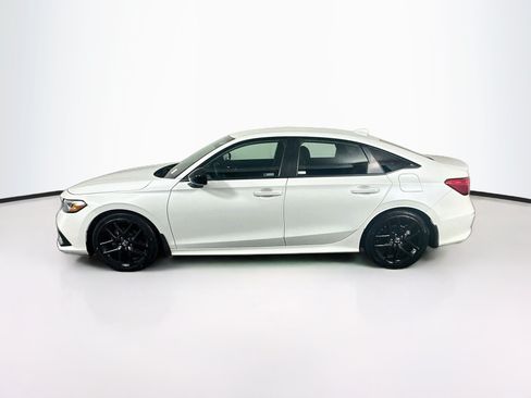 Used 2023 Honda Civic Sport image 4