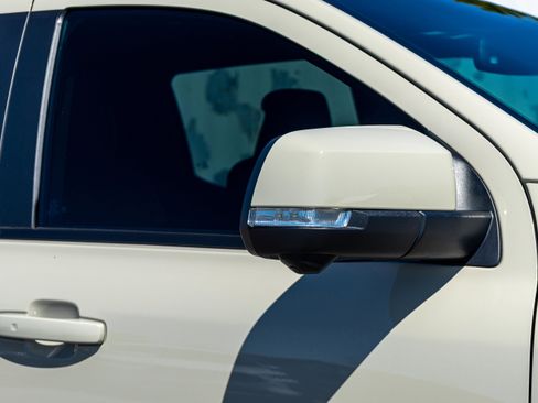 New 2025 Ford Ranger Raptor image 16