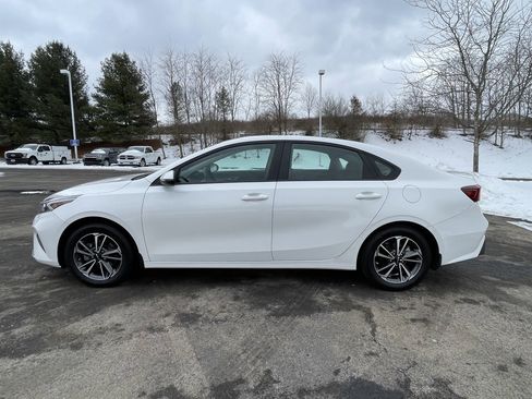 Certified 2023 Kia Forte LXS w/ LXS Technology Package image 6