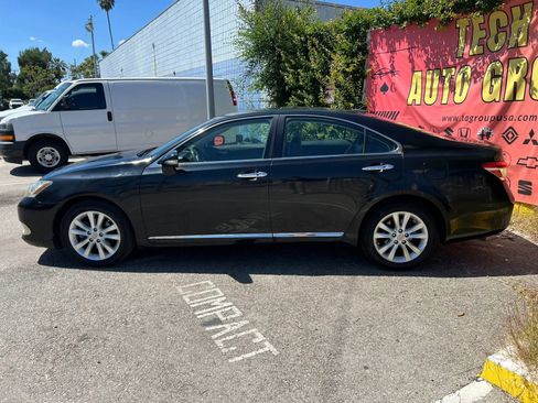 Used 2010 Lexus ES 350 FWD image 6