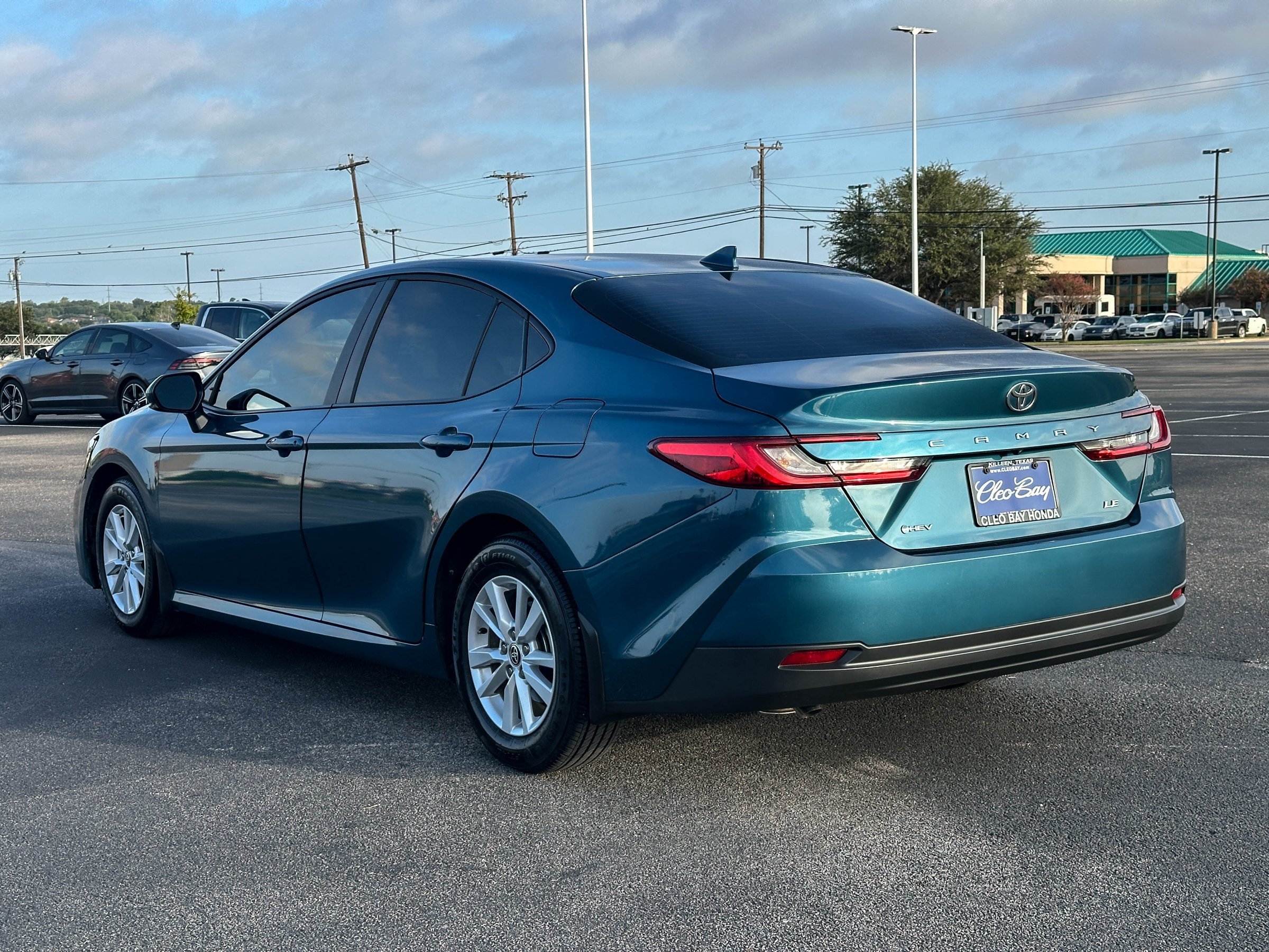 Used 2026 Toyota Camry LE w/ Convenience Package FWD image 7
