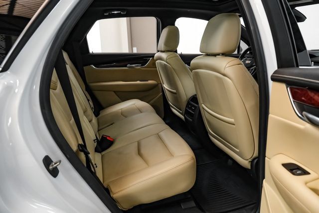 Used 2019 Cadillac XT5 Luxury FWD image 32