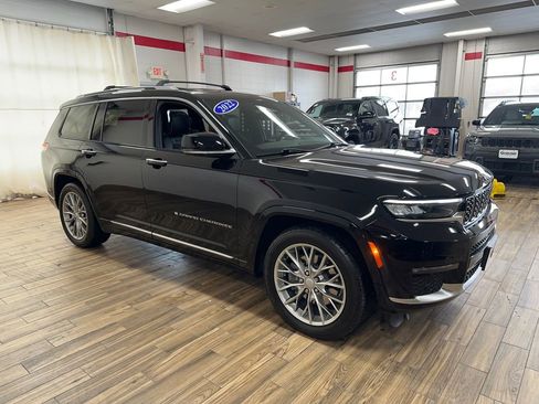 Used 2022 Jeep Grand Cherokee L Summit w/ Luxury Tech Group V image 6