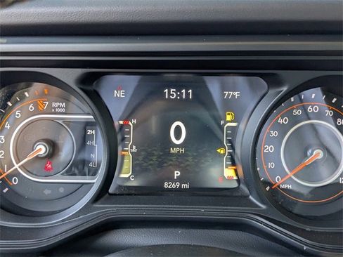 Used 2025 Jeep Gladiator Rubicon image 24