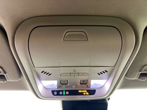 Used 2020 Cadillac XT4 Premium Luxury w/ Enhanced Visibility Package image 22