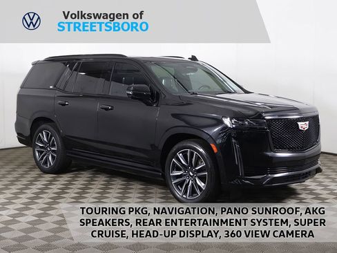 Used 2023 Cadillac Escalade Sport Platinum AWD/4WD image 1